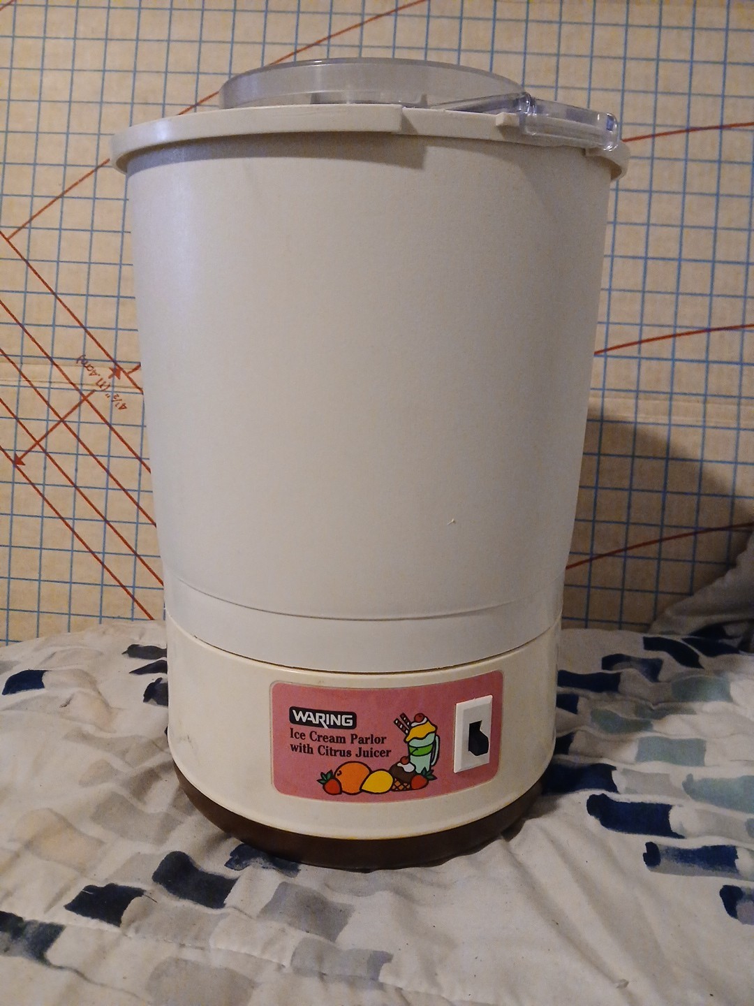 Waring Ice Cream Parlor Vintage 70s Electric Ice Cream Maker 11CF17 Tested Works