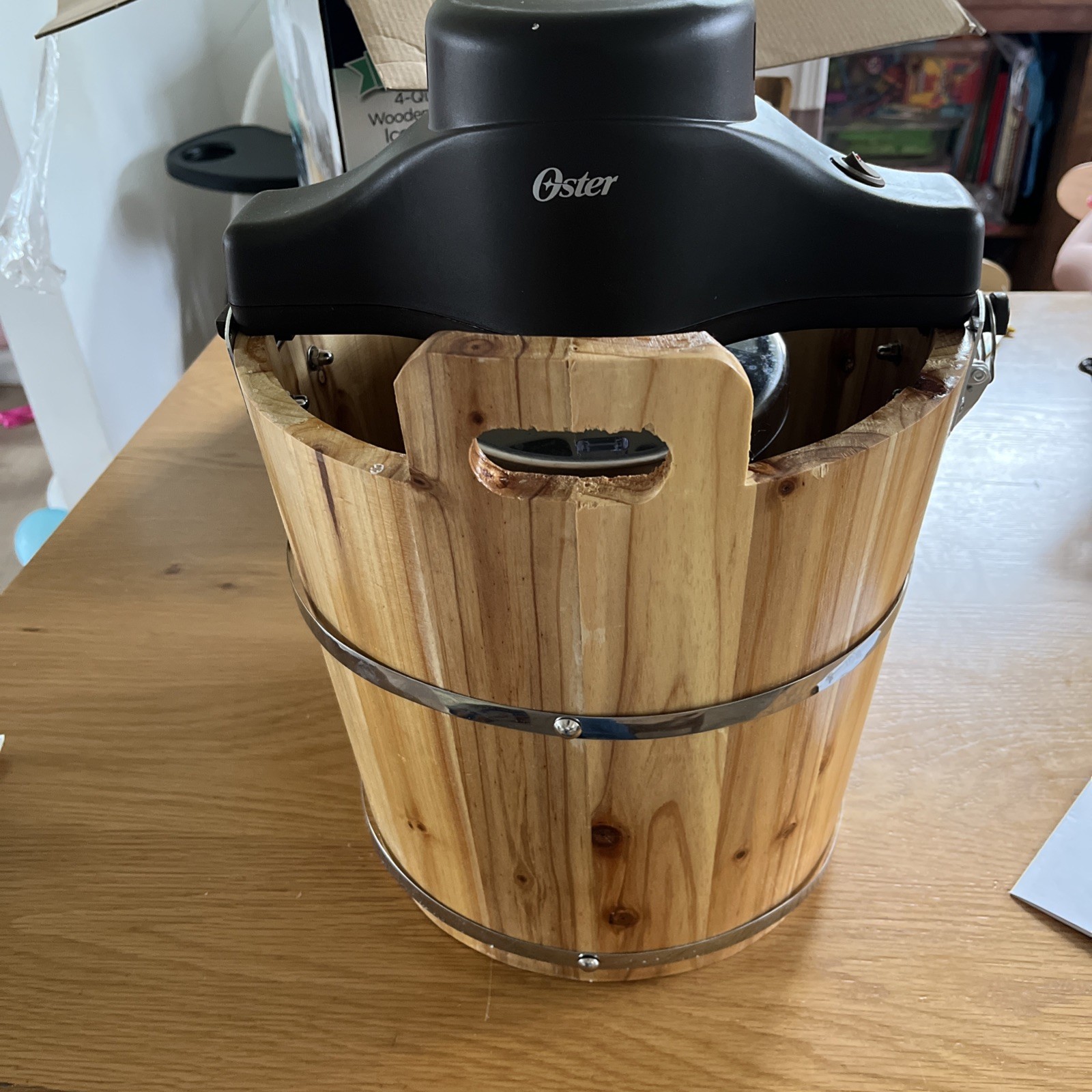 Oster Ice Cream Shop 4-Qt Wooden Bucket Ice Cream Maker Machine