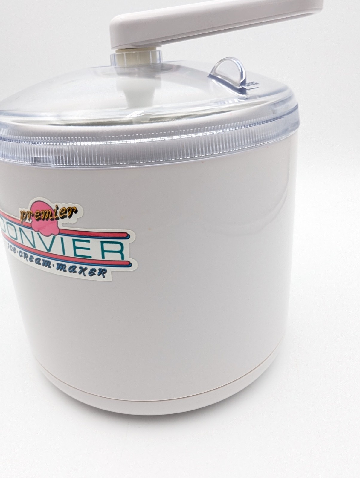 Vintage Donvier 1 Quart Premier White Homemade Ice Cream Maker with Box – Japan