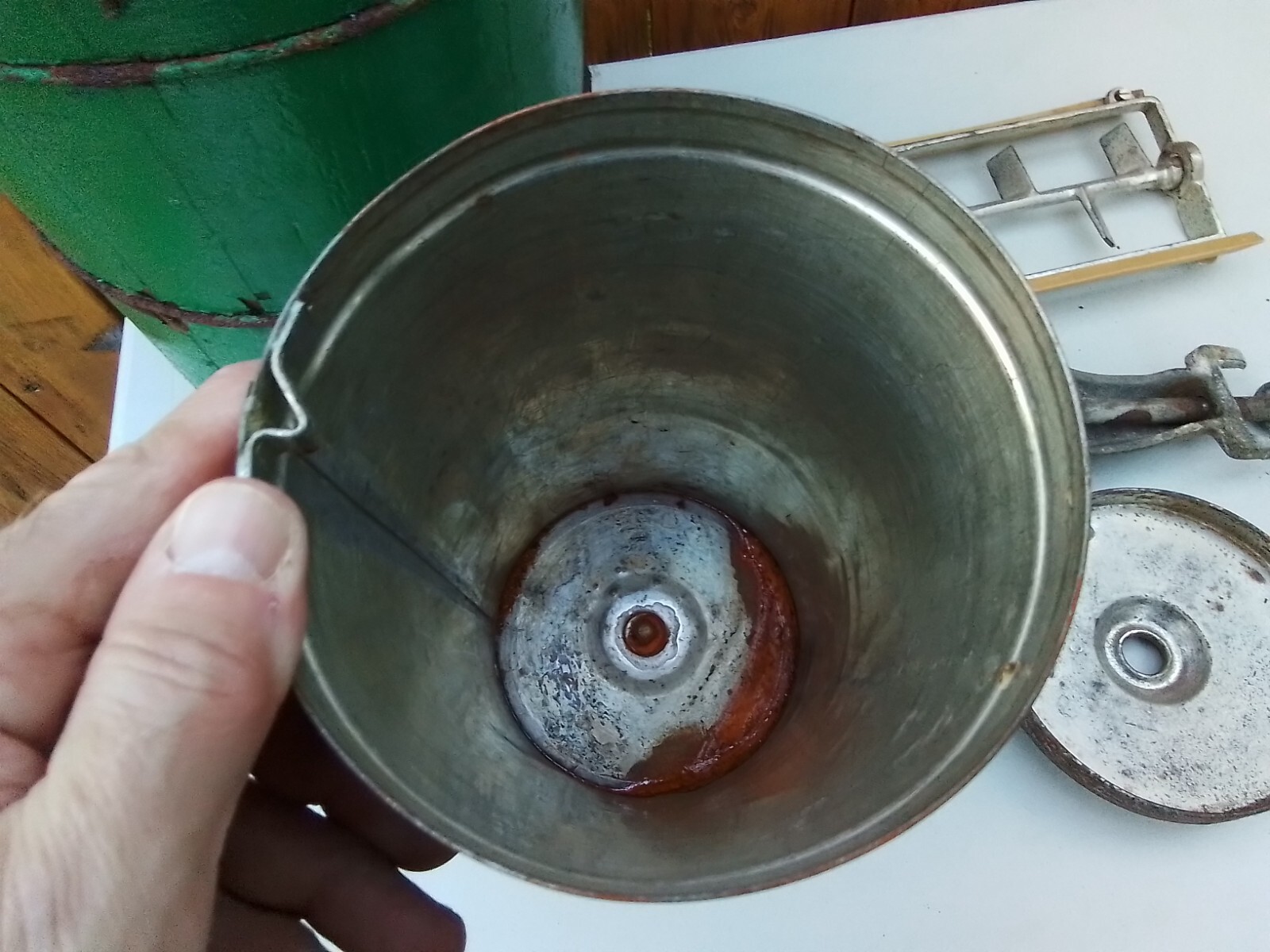 Antique Fre-Zee-Zee Crank Style Ice Cream Maker Complete See Video