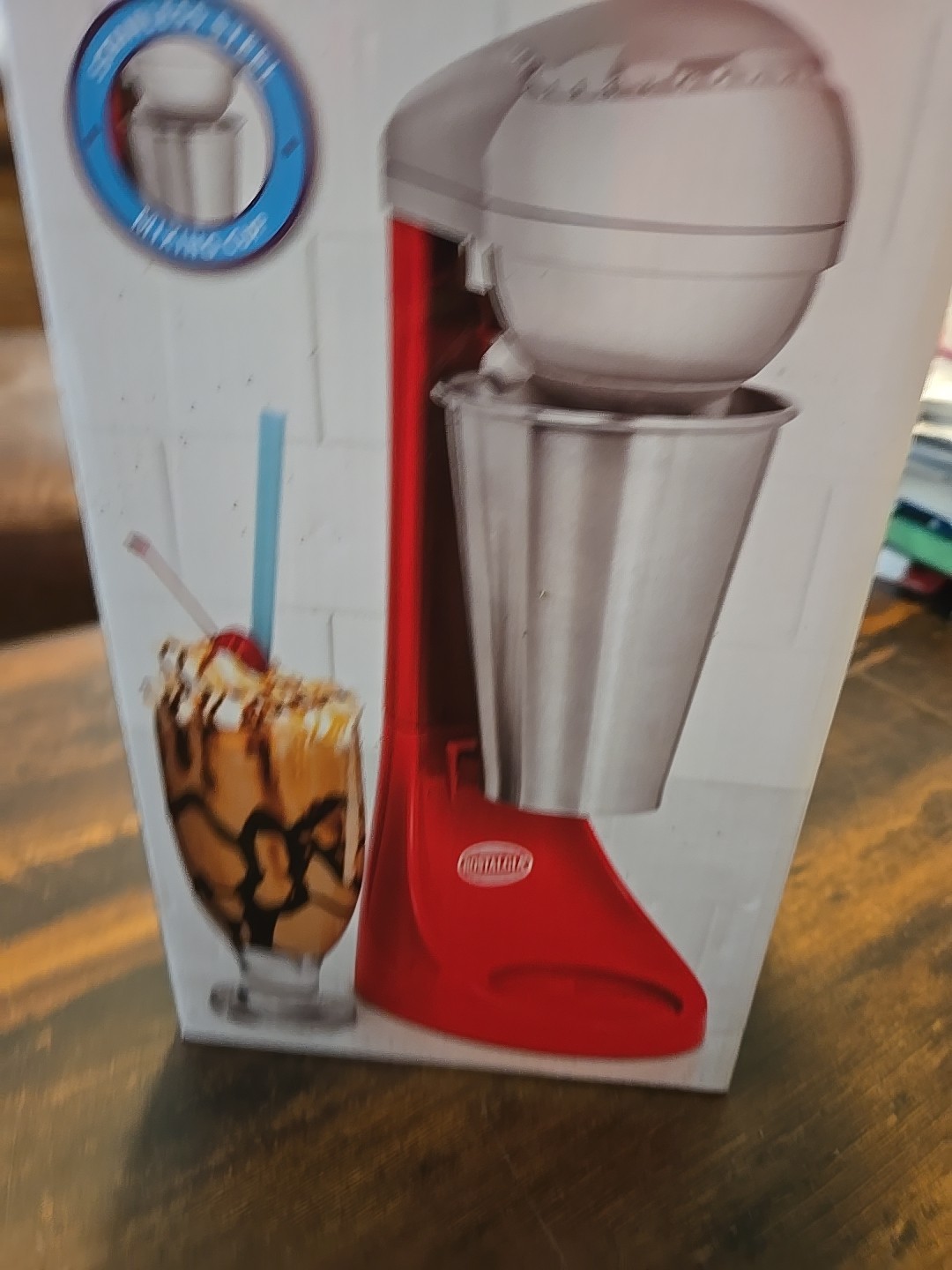 Nostalgia Retro Electronic 2 Speed Milkshake Maker 16oz Stainless Steel Cup NEW