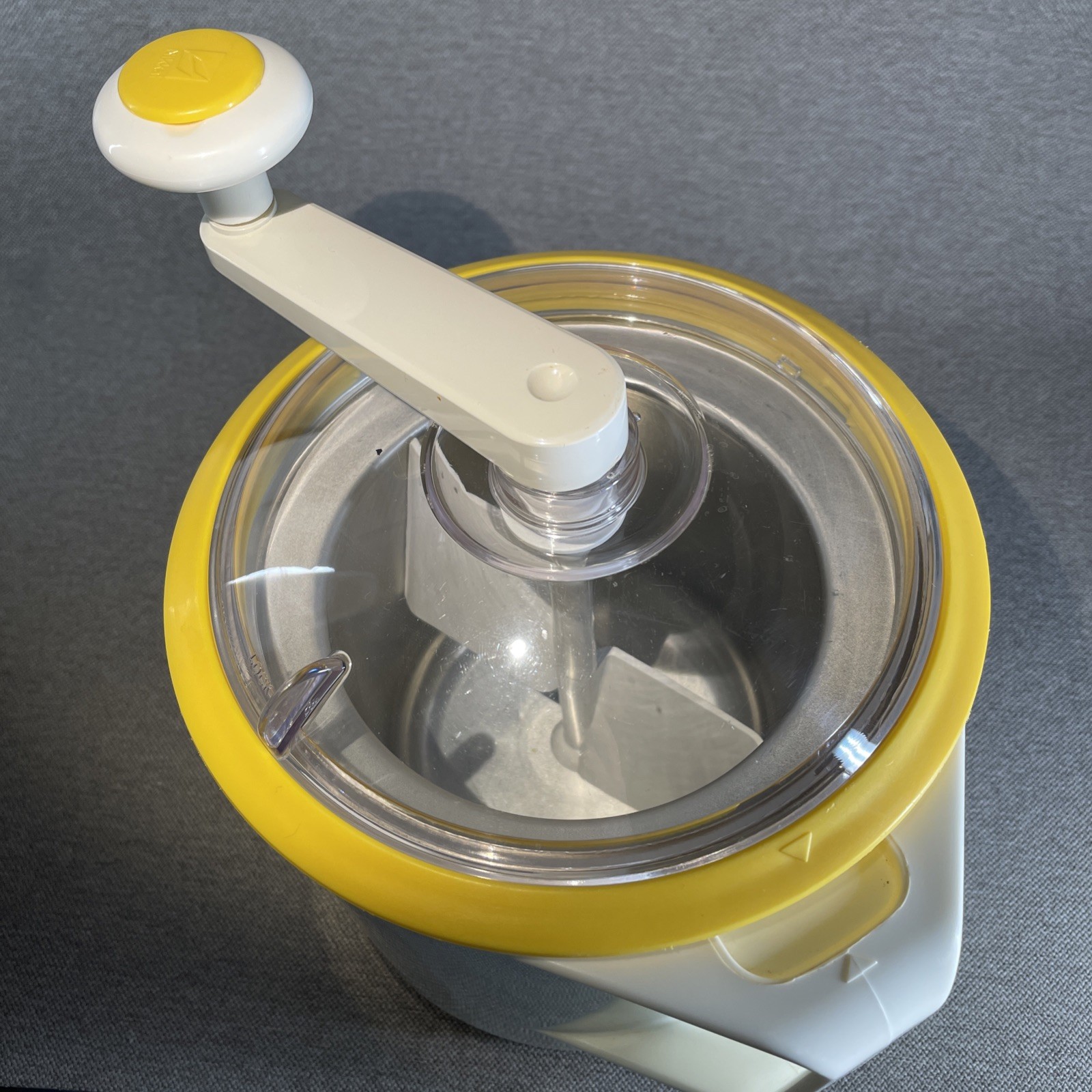 Vintage DONVIER Ice Cream Maker Chillfast Manual Crank Retro Japan
