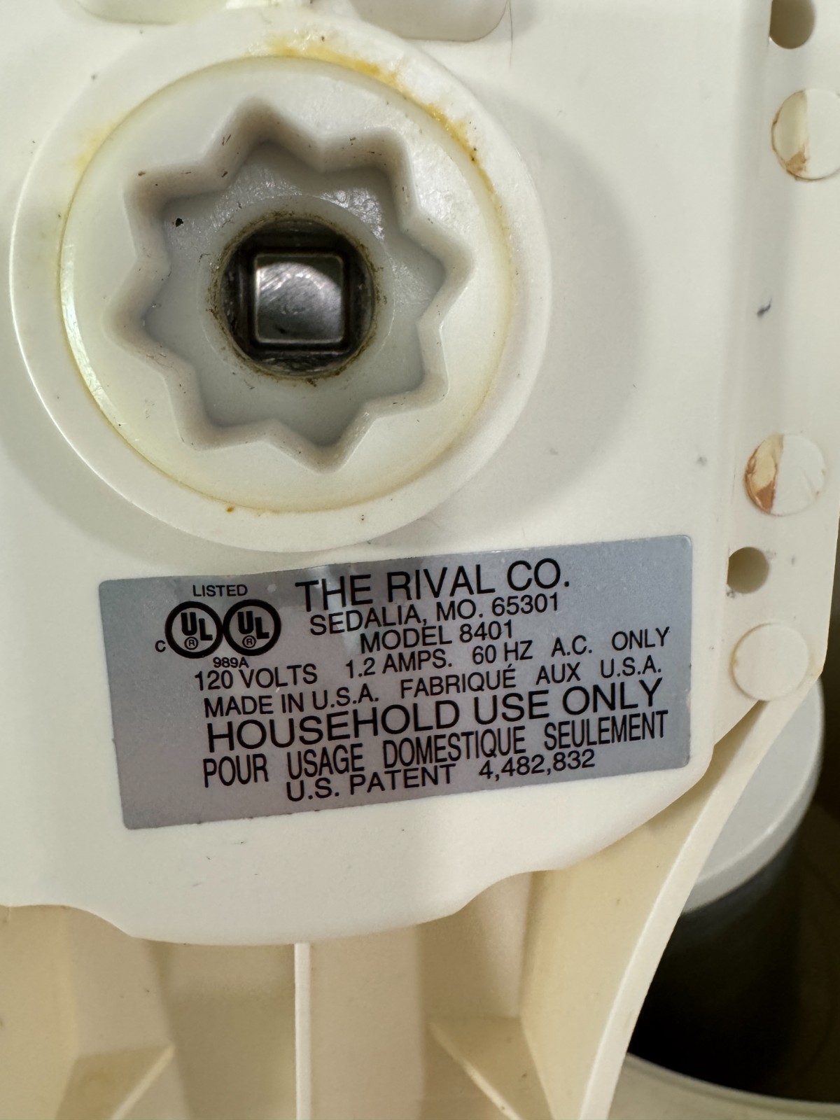 Vintage Rival Electric Ice Cream Maker Model 8401 – complete, works great!