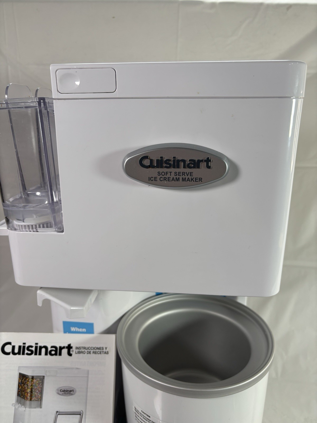 Cuisinart ICE-45 Mix Serve 1.5-Quart Soft Service Ice Cream Maker – White Used