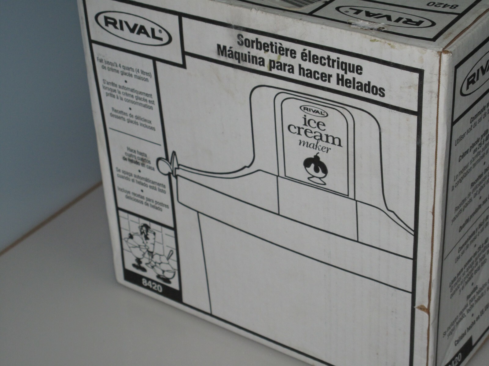Rival Model 8420 4 Quart Electric Ice Cream Maker – Brand New
