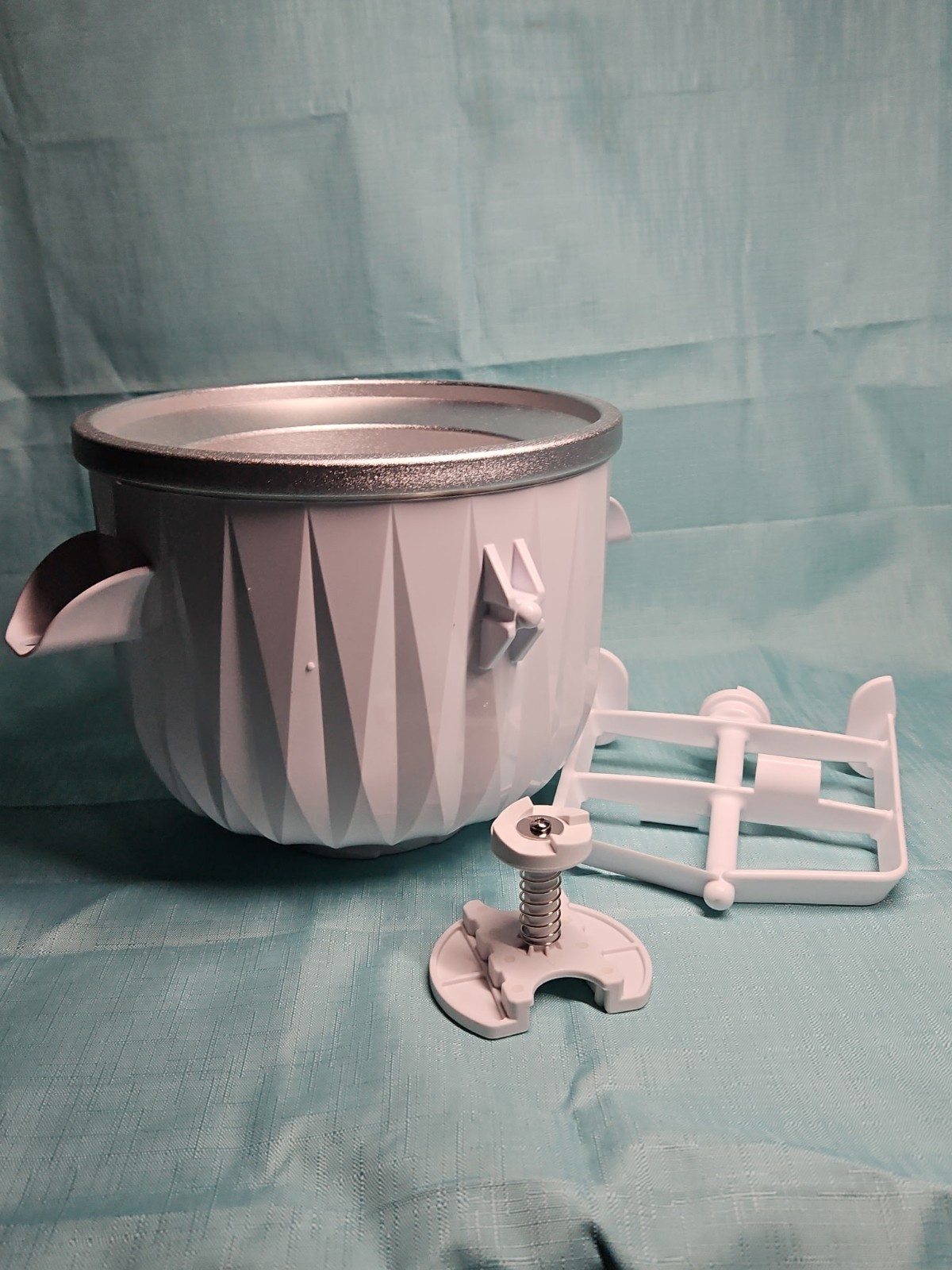 NEW Kitchen Aid Ice Cream Bowl Attachment Set for Delicious Homemade Ice Cream