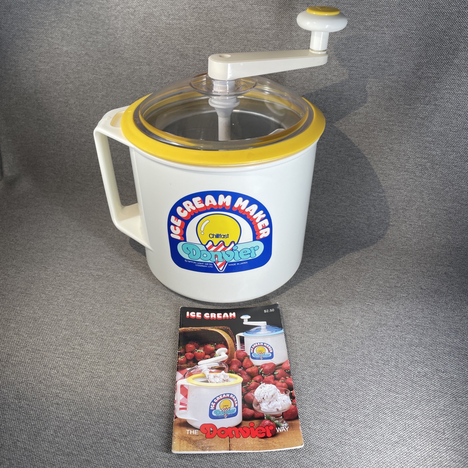 Vintage DONVIER Ice Cream Maker Chillfast Manual Crank Retro Japan