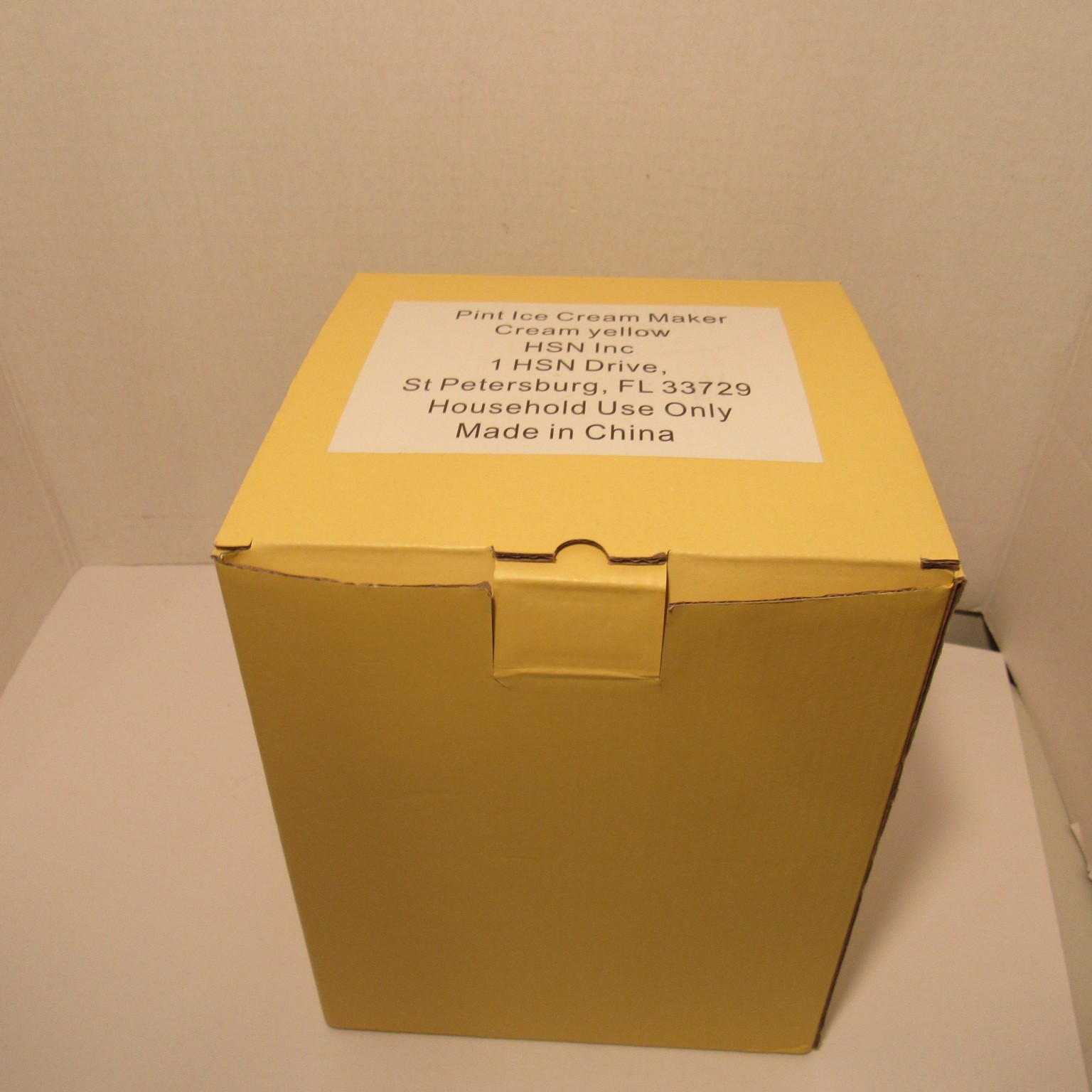 Kitchen HQ (BL520) Yellow One Pint Ice Cream Maker w/Recipe Book & Instructions