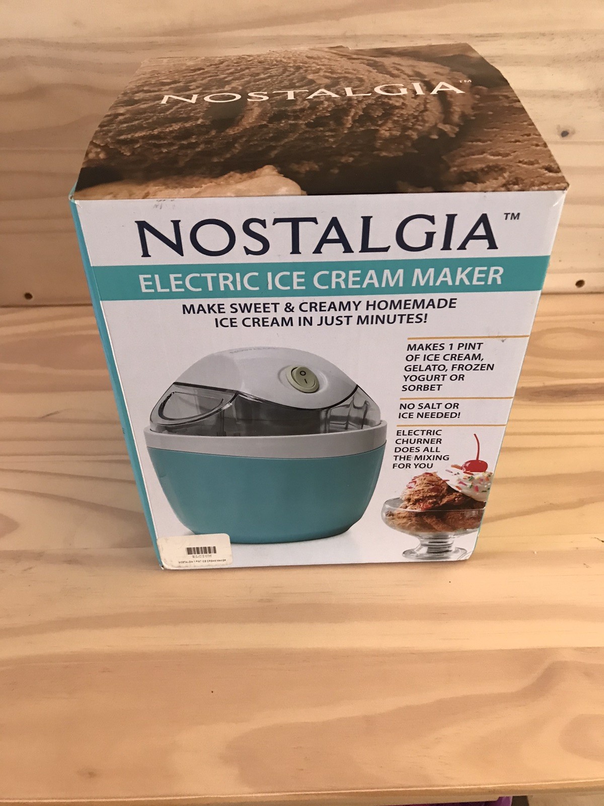 NOSTALGIA ICM500 1 PINT ELECTRIC ICE CREAM MAKER FROZEN YOGURT OR SORBET