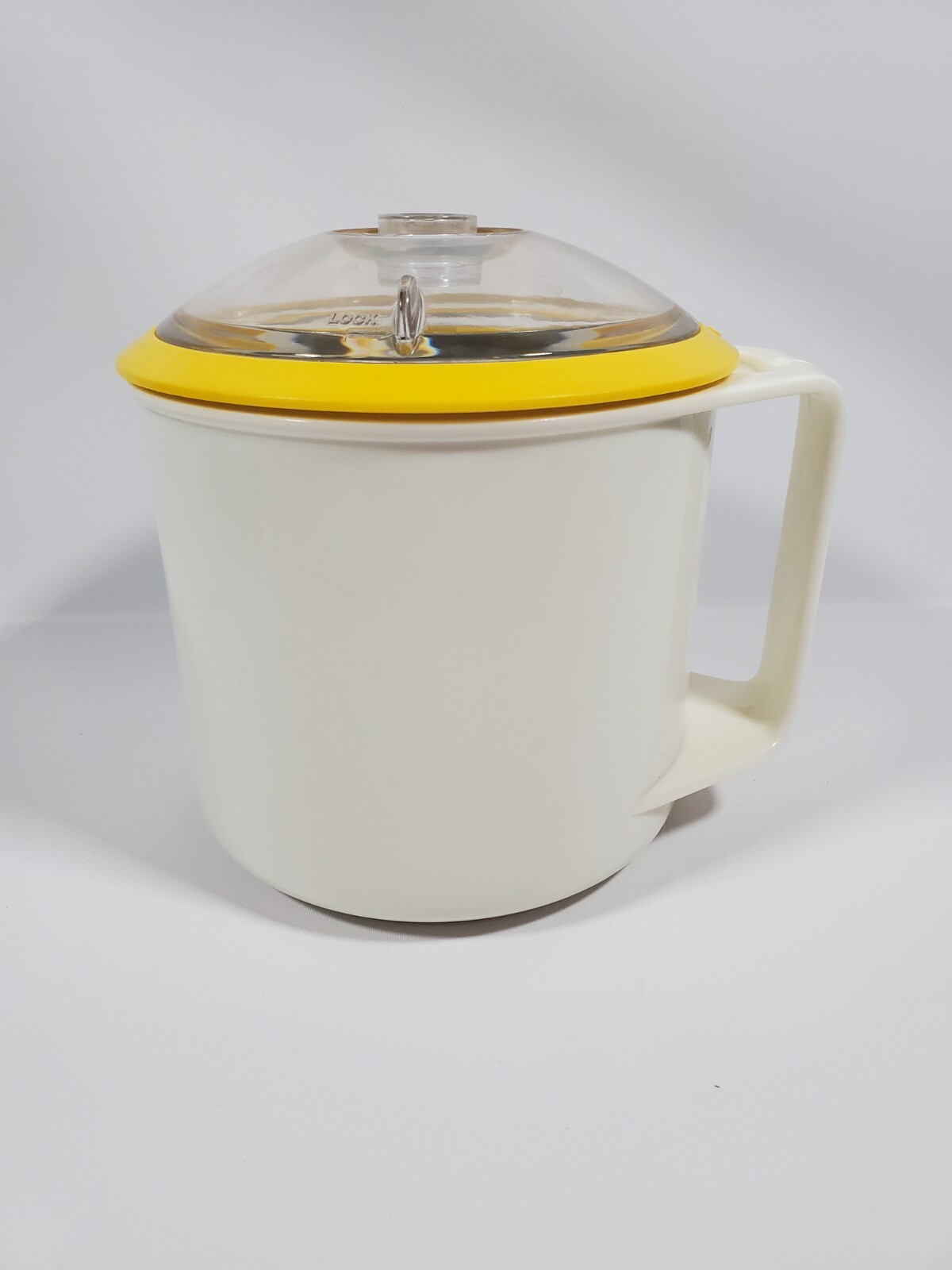 Donvier Vintage Chillfast Ice Cream Maker 1 Quart 2 Pints Yellow Rim Japan