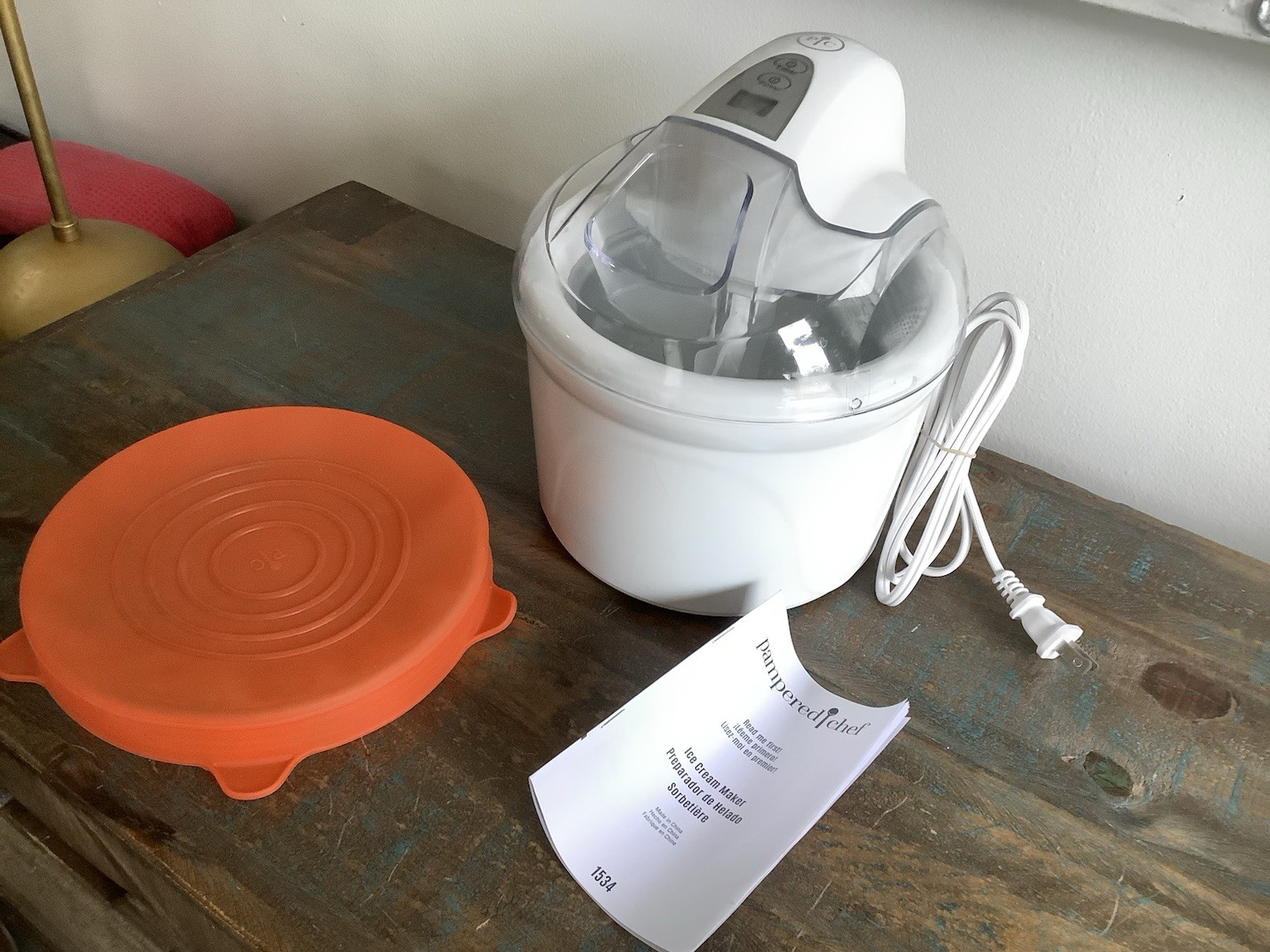 Pampered Chef Compact Electric Ice Cream Maker 1Qt Model 1534