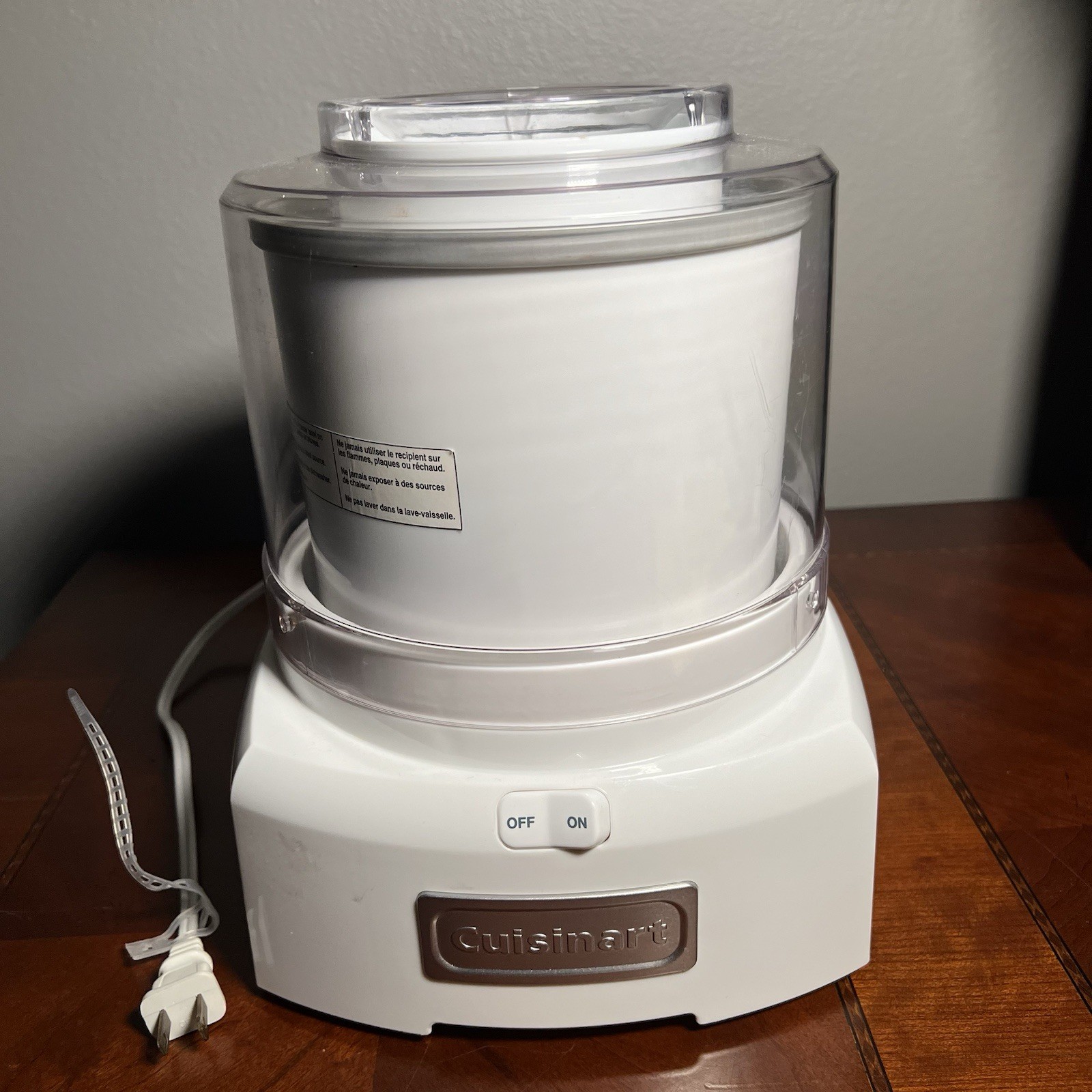 Cuisinart 1.5QT Frozen Dessert Maker Yogurt Ice Cream Sorbet ICE-21 – WORKS